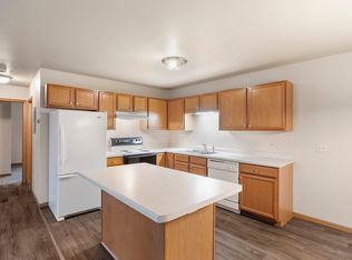 110 William Ct APT 5, Hortonville, WI 54944