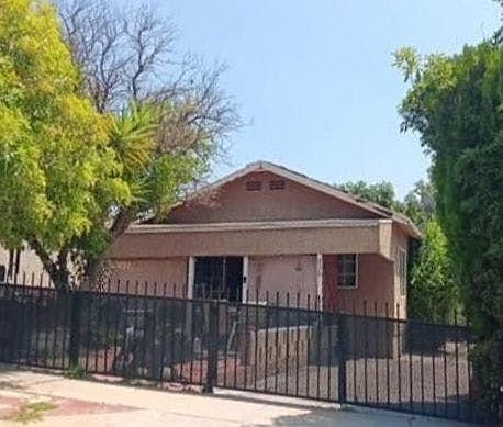 1st image of 836 N Humphreys Ave