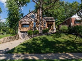 6098 Pawnee Dr, Cincinnati, OH 45224