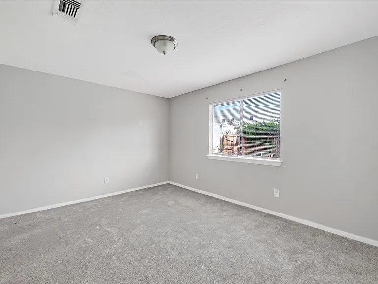 8203 Lone Quail Dr — Photo 24