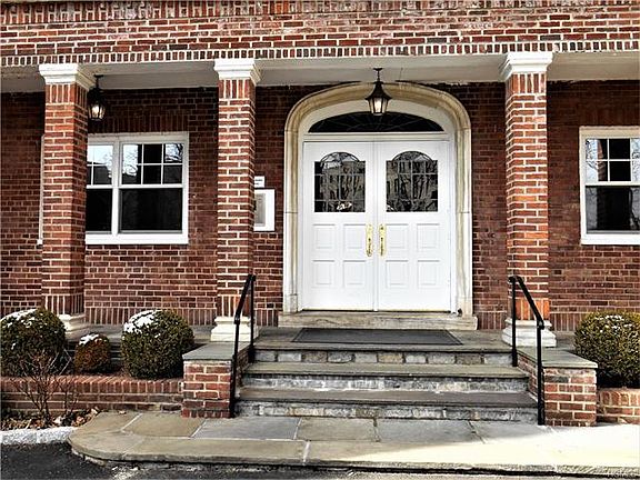 2nd image of 50 N Broadway APT 3L
