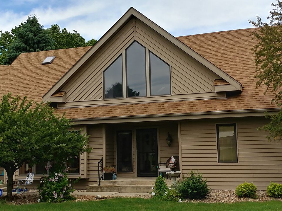 1st image of 6927 Bergstrom Dr