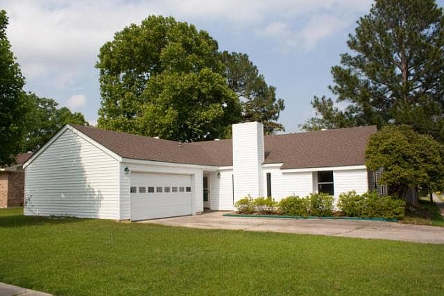 1st image of 2202 Appaloosa St