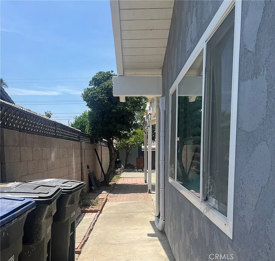 1 bed, 316 sqft, $1,975 — Photo 4