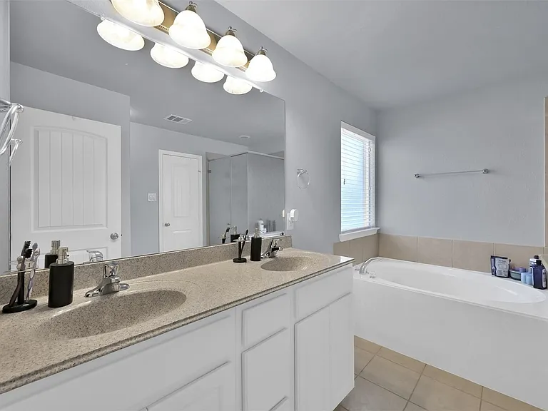 115 Knollbrook Cir — Photo 20