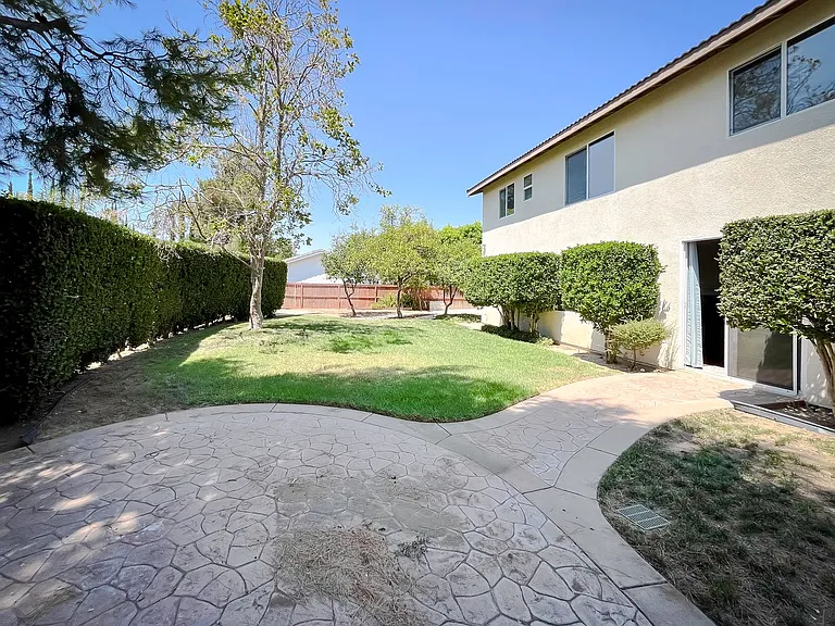 7905 Leway Dr — Photo 63
