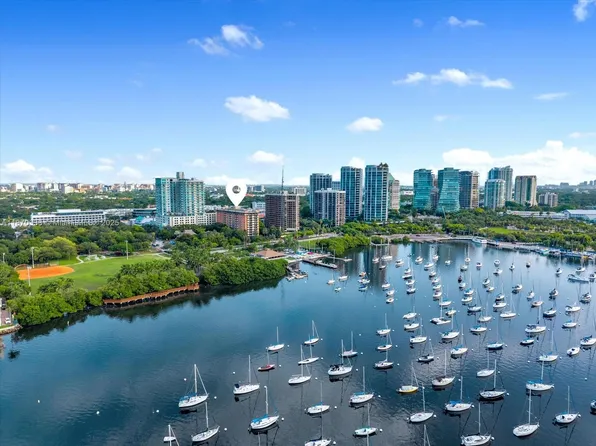 2951 S Bayshore Dr #307, Miami, FL 33133