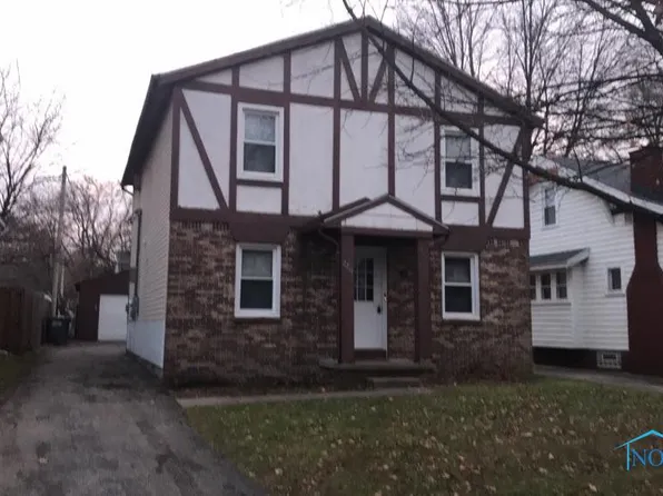2211 Charlestown Ave, Toledo, OH 43613