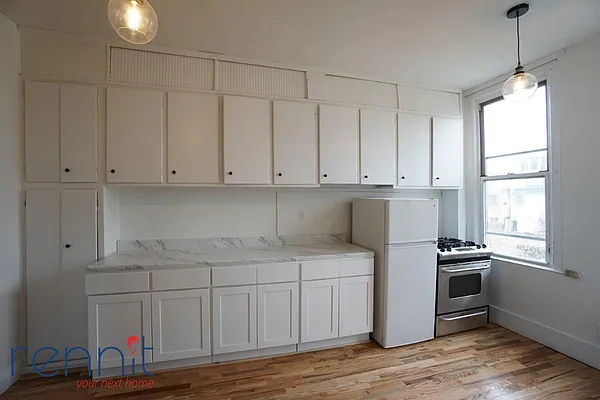 Rented by Rennit Inc. | media 18