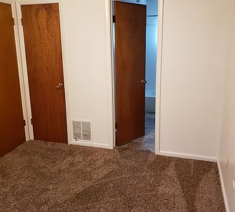 4th image of 2024 Alderson Ave APT 2