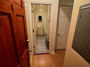 492 W State St #1F, Trenton, NJ 08618