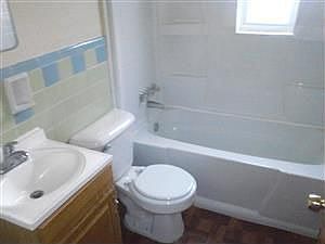 1st image of 1703 Cedar Ave APT 3