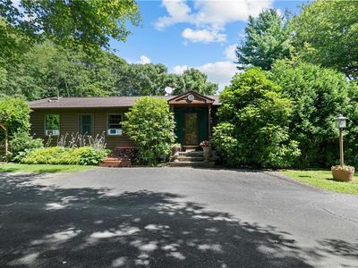 52 Captains Cir, Tiverton, RI, 02878