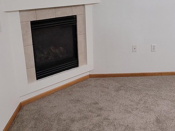 3rd image of 1221 University Ave #C-103