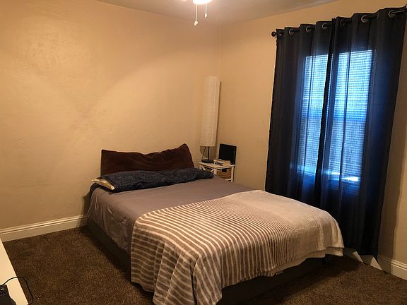 2nd image of 446 E Sonoma Ave