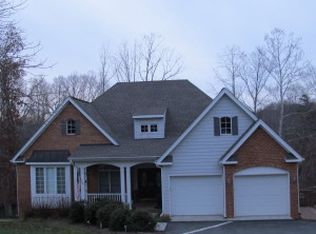 2 Gangplank Rd, Moneta, VA 24121