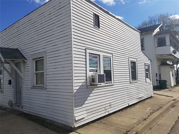 4th image of 1805 H Ave
