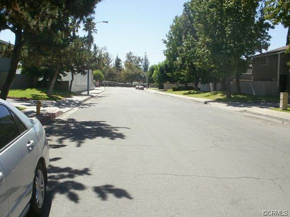 5th image of 1180 N Lyman Ave