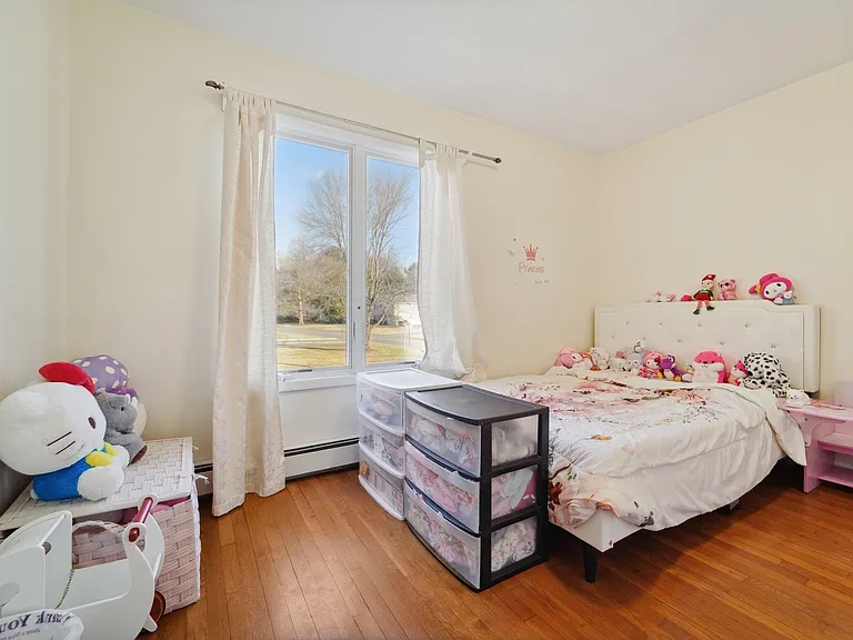 324 Brook St #324 — Photo 13