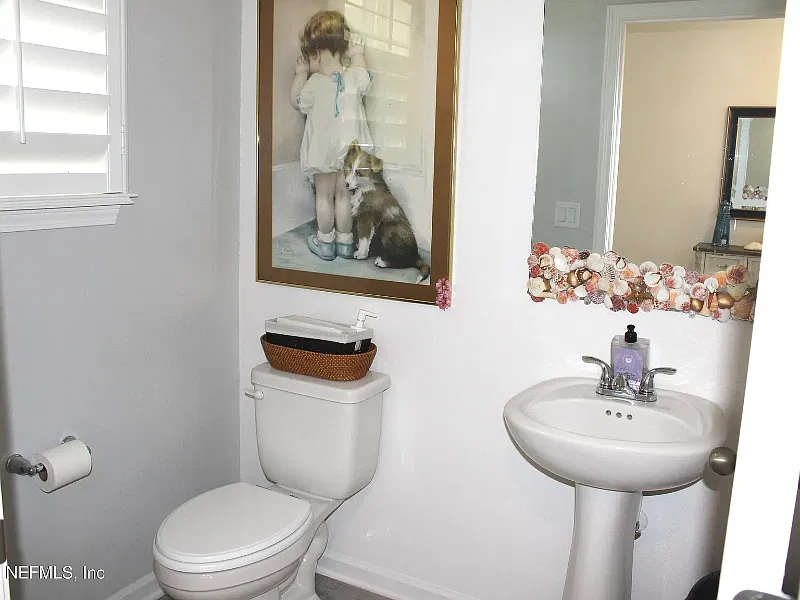 5 bed, 3231 sqft, $3,200 — Photo 3