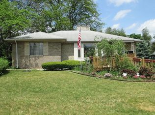 1837 Rockne Dr, South Bend, IN 46617