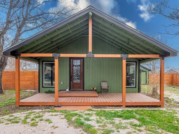 545 W Vaughan St, Bertram, TX 78605