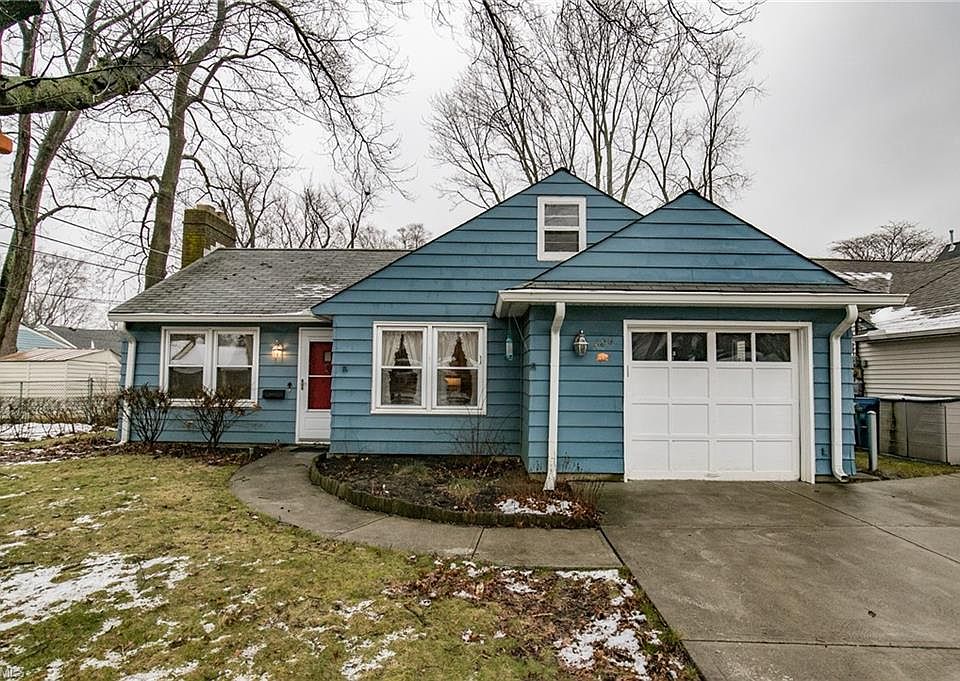 1st image of 486 Crescent Dr
