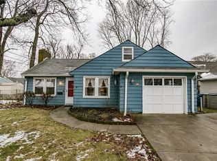 486 Crescent Dr, Berea, OH