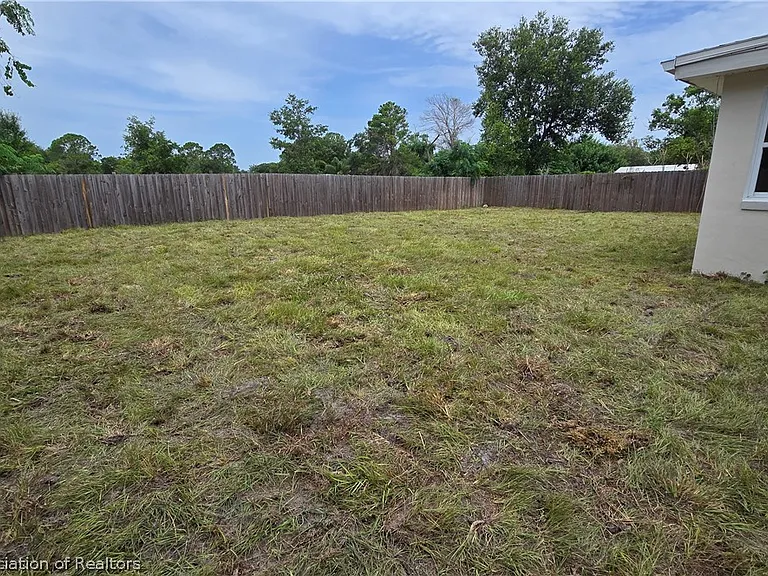 1552 Cedarbrook St — Photo 26