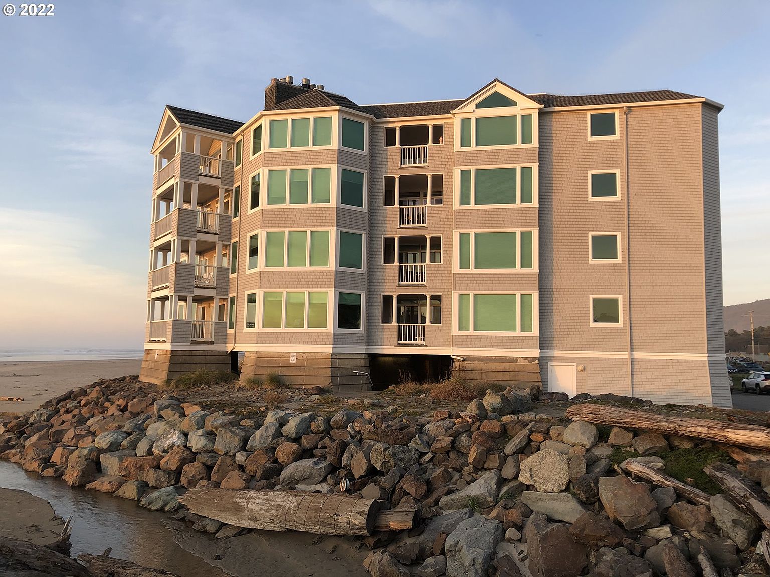 115 N Miller St 103D, Rockaway Beach, OR 97136 MLS 23455109 Zillow
