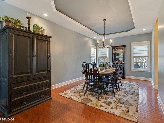 3rd image of 8820 W 128th Pl