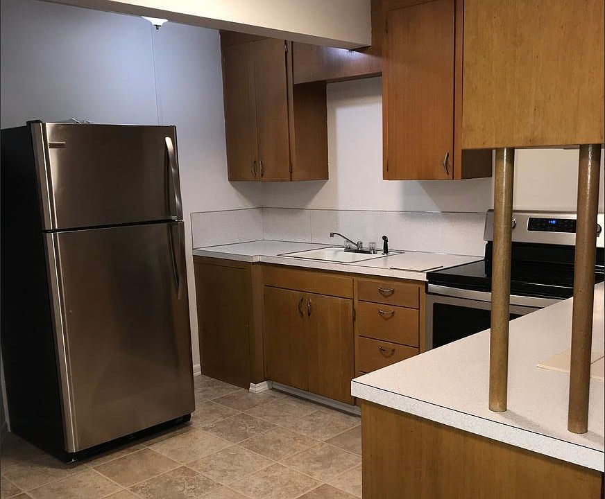 2nd image of 1521 NW 65th St APT 7