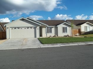 1686 Round Up Rd, Fernley, NV 89408