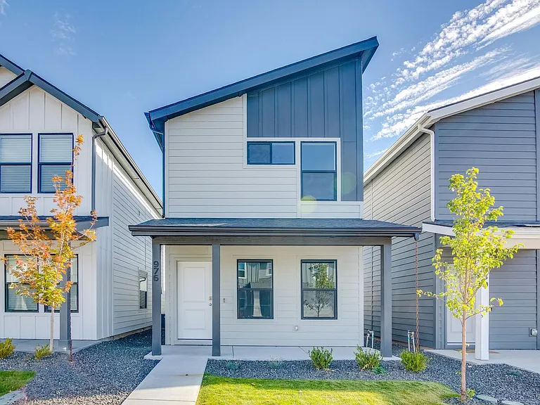 11037 W Crestwater Ln — Photo 1