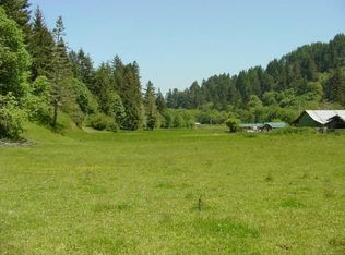 998 Eugene St, Ferndale, CA 95536