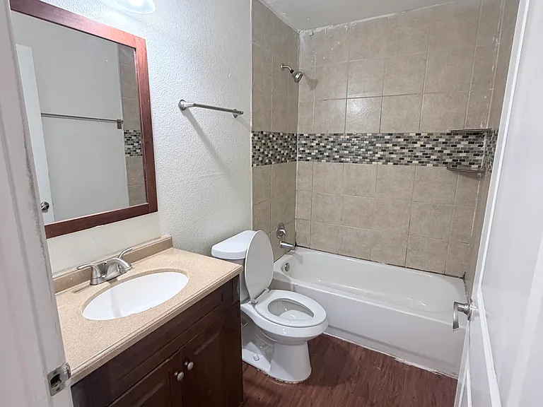 2406 Mission Hill Dr #104 — Photo 4