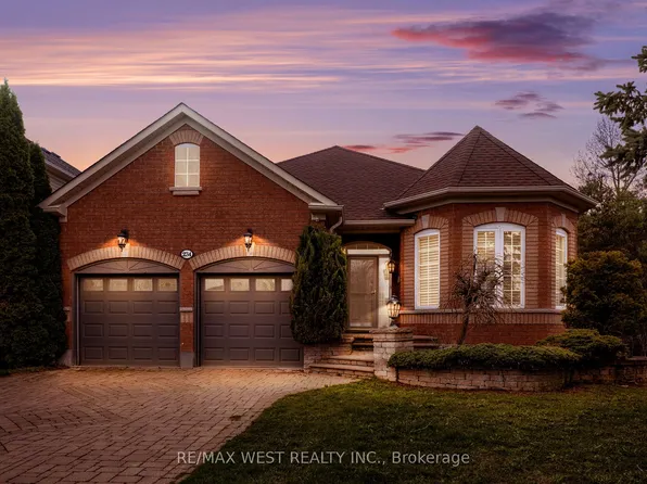 234 Roseborough Ct, Scugog, ON L9L 2E6