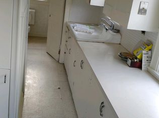 28 Montreal St #B, Sanford, ME 04073
