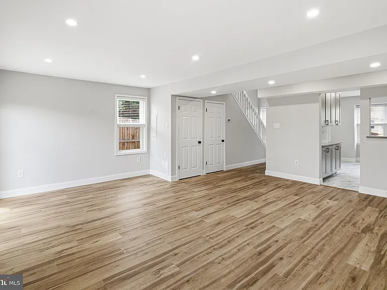 108 Allison Ct — Photo 12