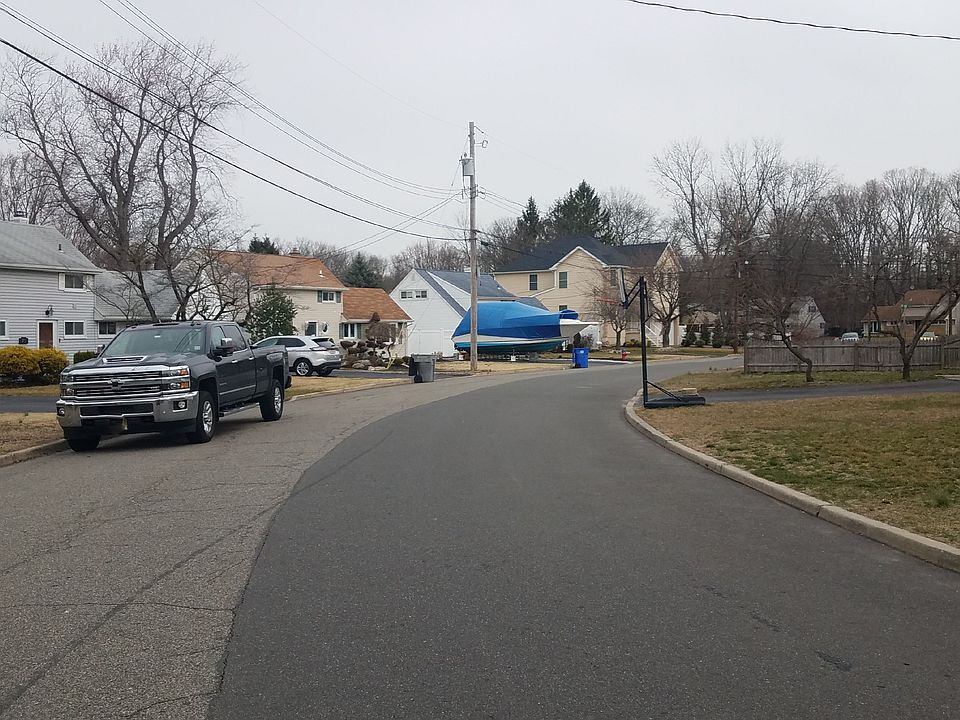 2nd image of 25 Sunrise Rd