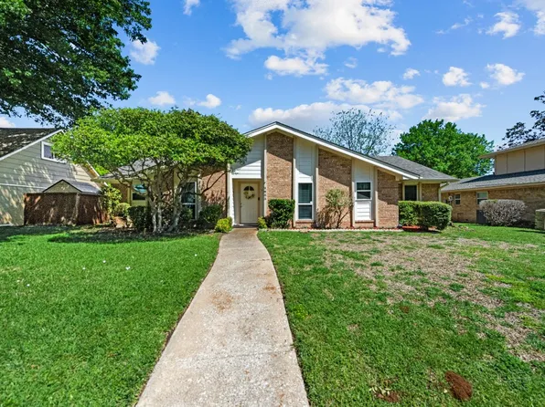 2833 Parkhaven Dr, Plano, TX 75075