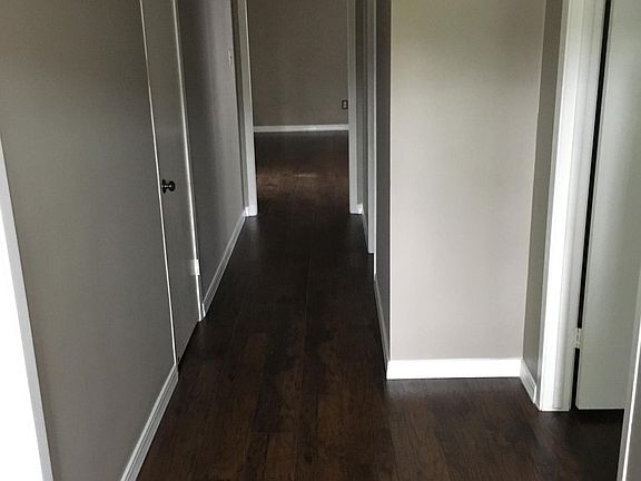 4th image of 5750 Townhouse Ln