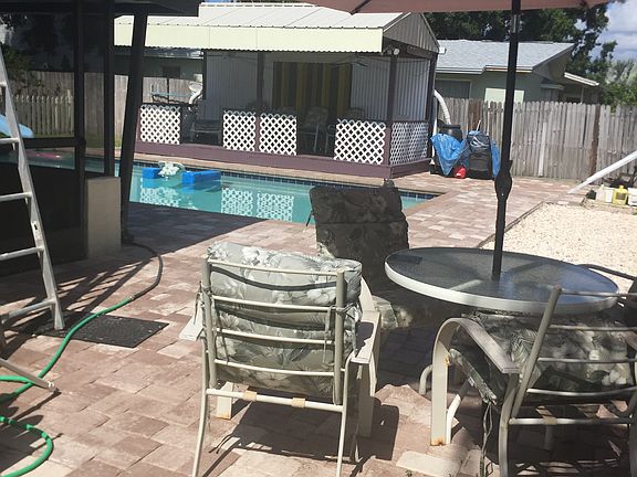 side yard