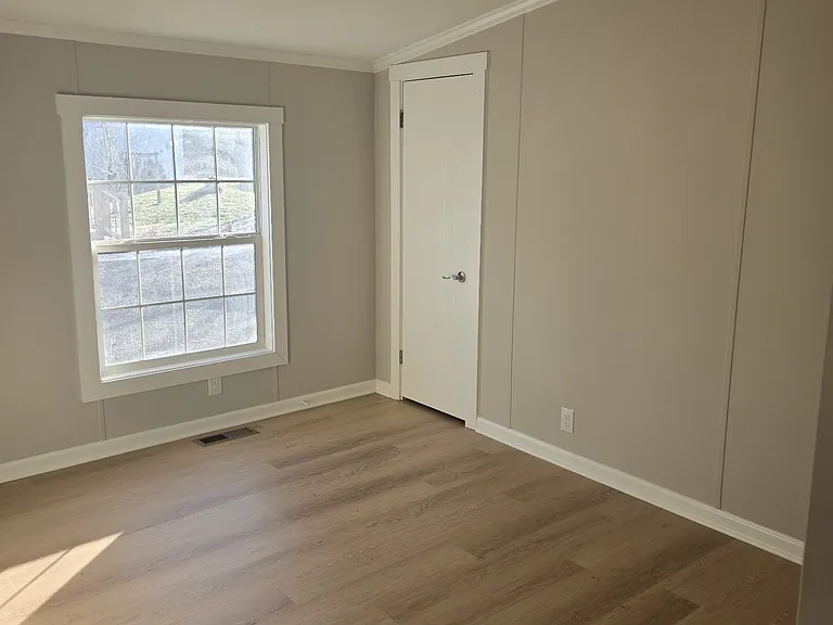 223 E Park Ave — Photo 13