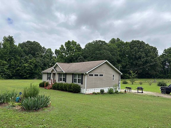 3rd image of 385 Shady Rest Rd