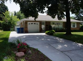 1715 W 72nd St, Minneapolis, MN 55423