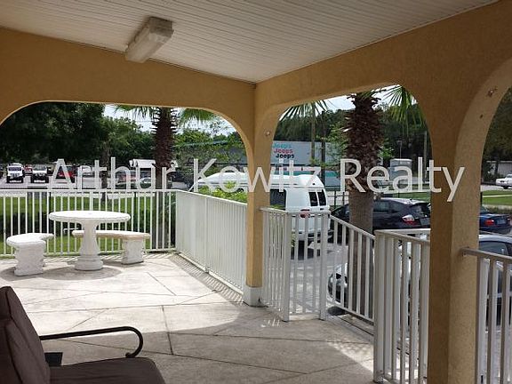 5th image of 360 Walker St