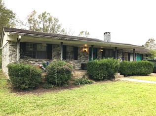 41 Dumas Bailey Rd, Picayune, MS 39466