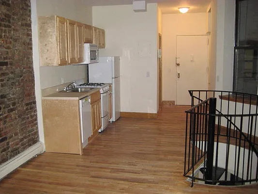 Rented by Guidance Realty Corp. | media 9