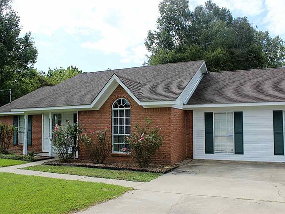 2nd image of 89 Sunnybrook Cir